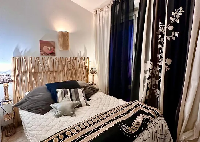 Les Pivoines בית נופש